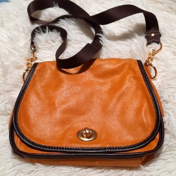 Kate Landry Crossbody Bag - Picture 1 of 8
